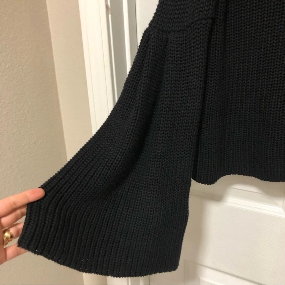 Free People Damsel‎ Flare Sleeve Cable Knit Black Pullover Sweater S